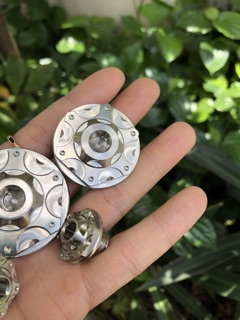 Ốc Mâm lửa inox dành cho xe Hon - Ya