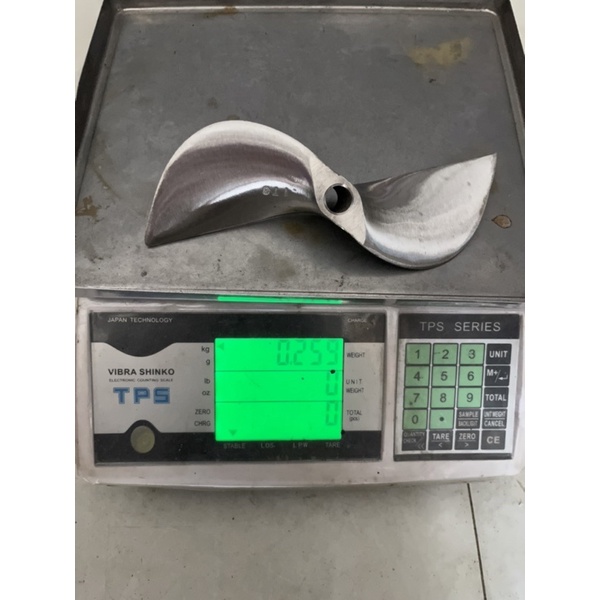 Chân vịt 2 cánh inox thỏ xéo máy xăng 5hp 5.5hp gx160 168