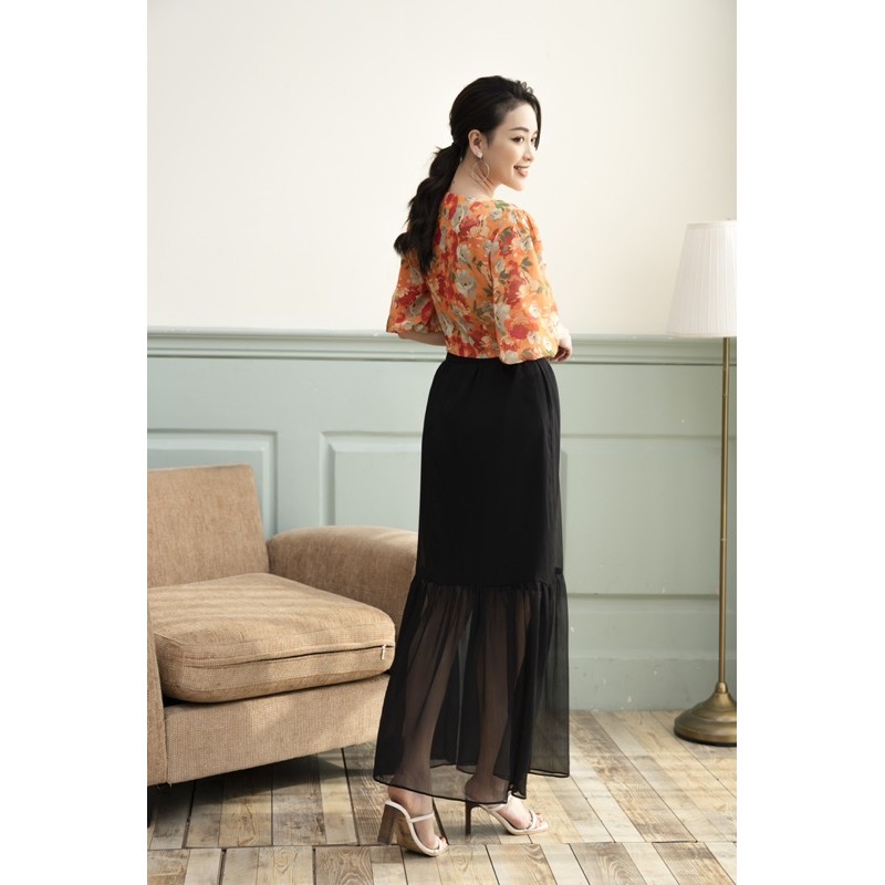 Áo Tay Chuông Buộc Nơ Trước, Kiểu Dáng Croptop Hoạ Tiết Hoa Clara Mare BLS3001
