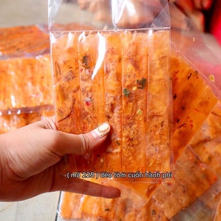 Bánh tráng dẻo tôm cuốn hành phi, khô gà, khô bò,...