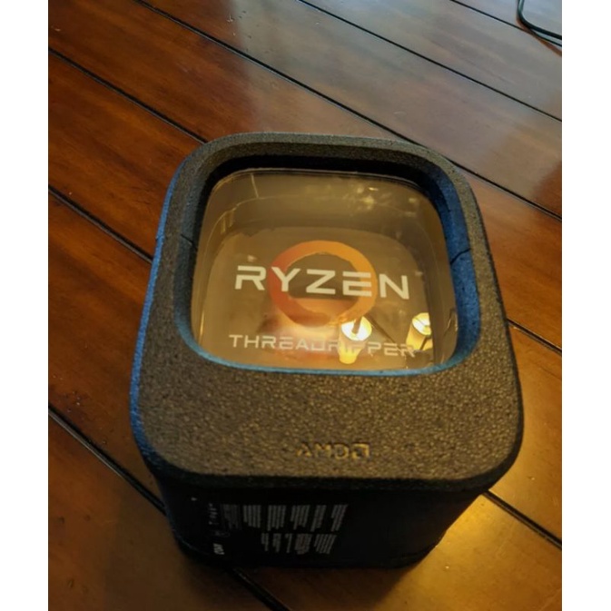 Bộ xử lý AMD Threadripper 1900x Whitehaven