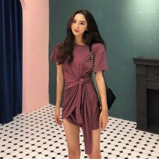 Đầm body buộc eo