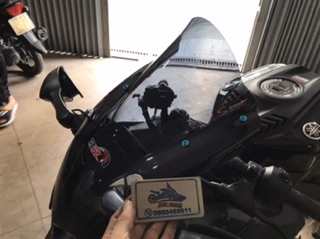Ốc titan GR5 kính gió R15 v3 ( 4 con )
