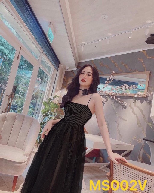 Đầm 2 dây phối tua