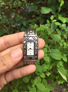 Đồng hồ nữ secondhand Nhật