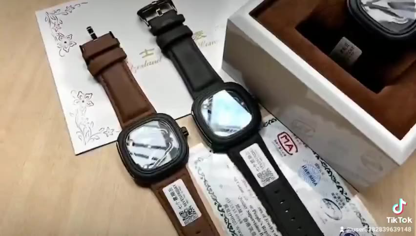 Đồng hồ nam Sevenfriday dây da mềm, mặt đồng hồ classic cực đẹp, đồng hồ nam OneTime | BigBuy360 - bigbuy360.vn