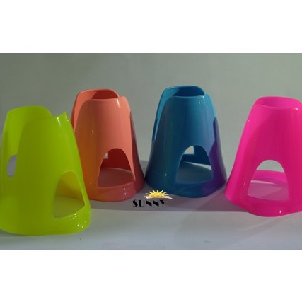 Đế để bình nước hamster 2in1 (giao màu ngẫu nhiên)