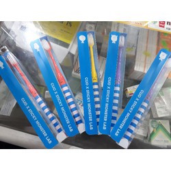 Bàn Chải Đánh Răng Clio Sticky Monster