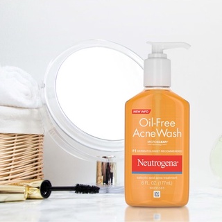 Sữa Rửa Mặt Neutrogena Oil Free Acne Wash