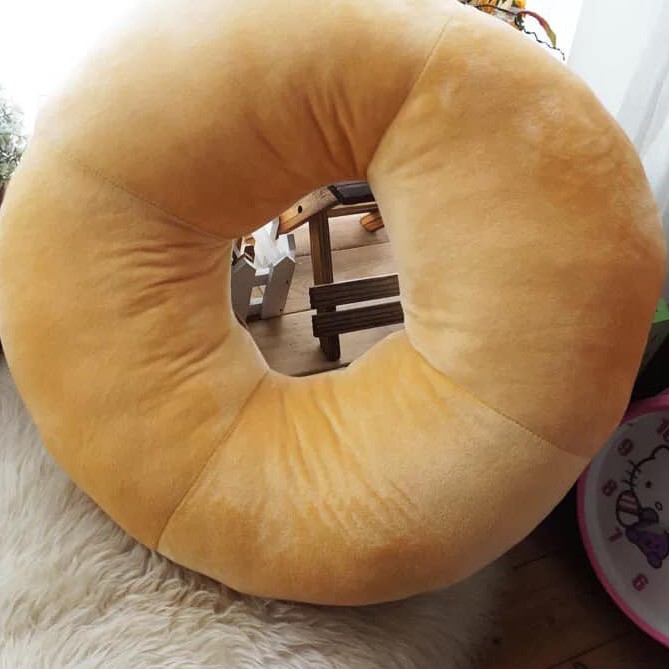 Gối bông bánh ngọt  decor phòng ngủ , mềm mịn , êm ái