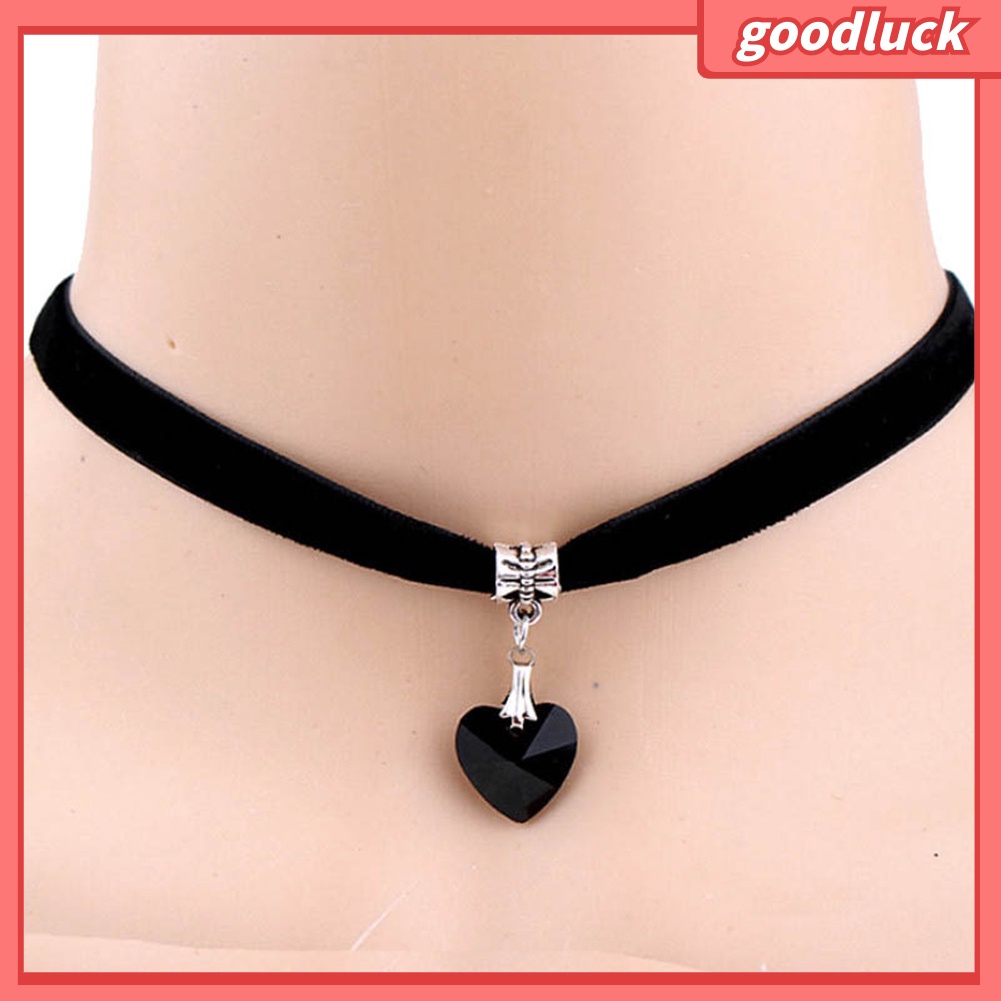 Vòng cổ choker mặt hình trái tim bằng đá phong cách Gothic
