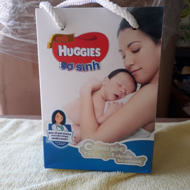 Tã bỉm huggies sơ sinh