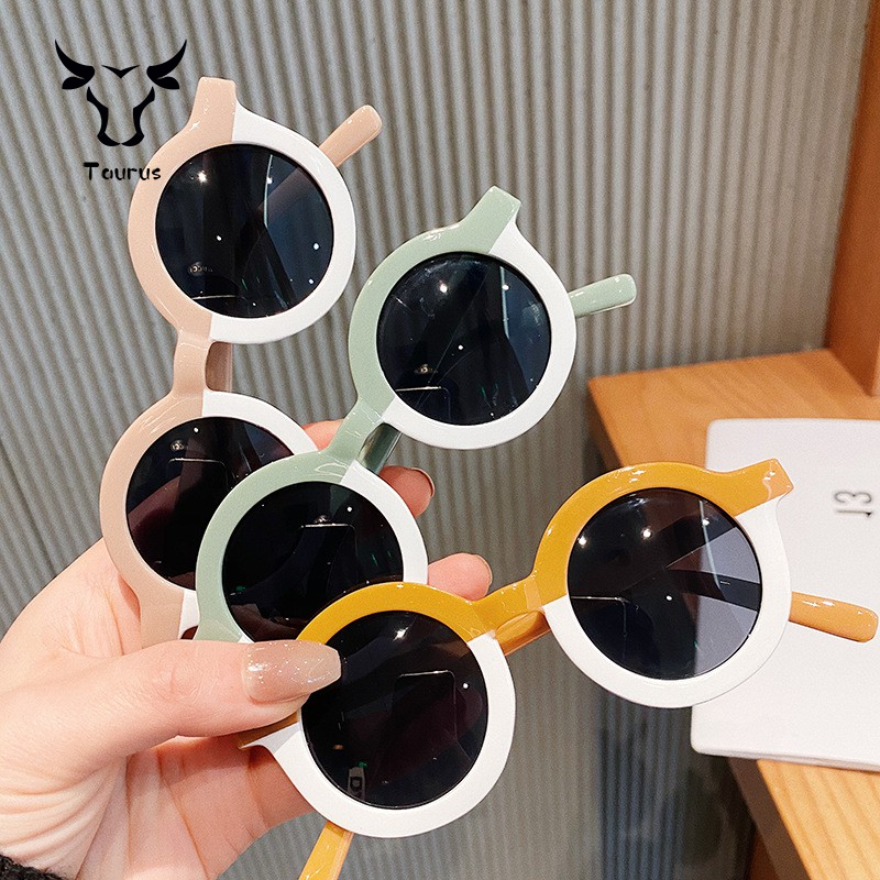 【Nóng !! Sẵn sàng】 Kính râm thời trang mới, Kính râm yếu tố khâu. Dành cho lứa tuổi 0-8 tuổi