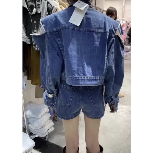 Áo Khoác Jean Cut Vai LSEOUL K0336 Cá Tính Năng Động