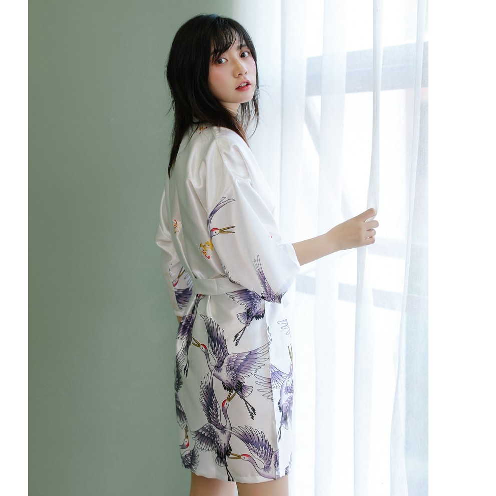 Áo Choàng Tắm - Kimono Ngủ Lụa Cao Cấp In Hình Chim Hạc Sang Trọng Yukata Mặc Nhà IVY254