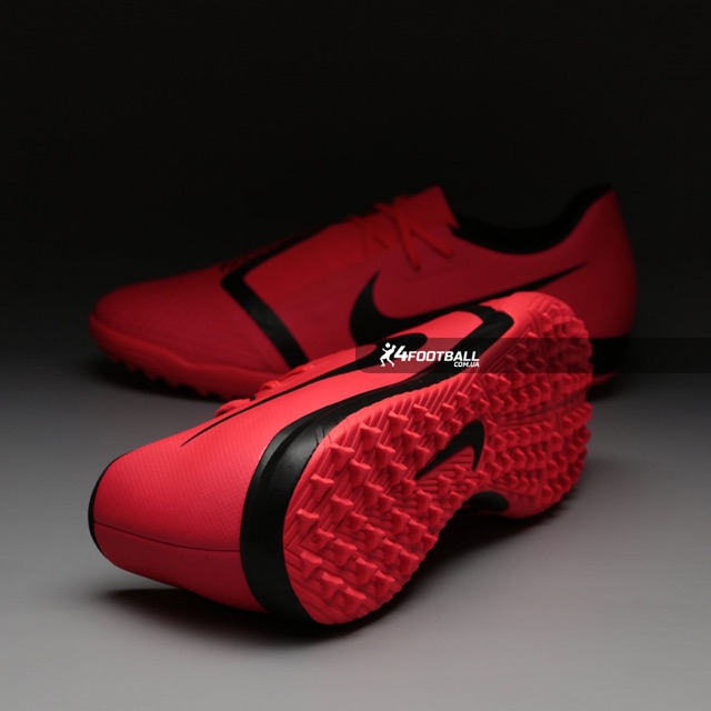 GIÀY ĐÁ BANH CHÍNH HÃNG NIKE PHANTOM VENOM TF