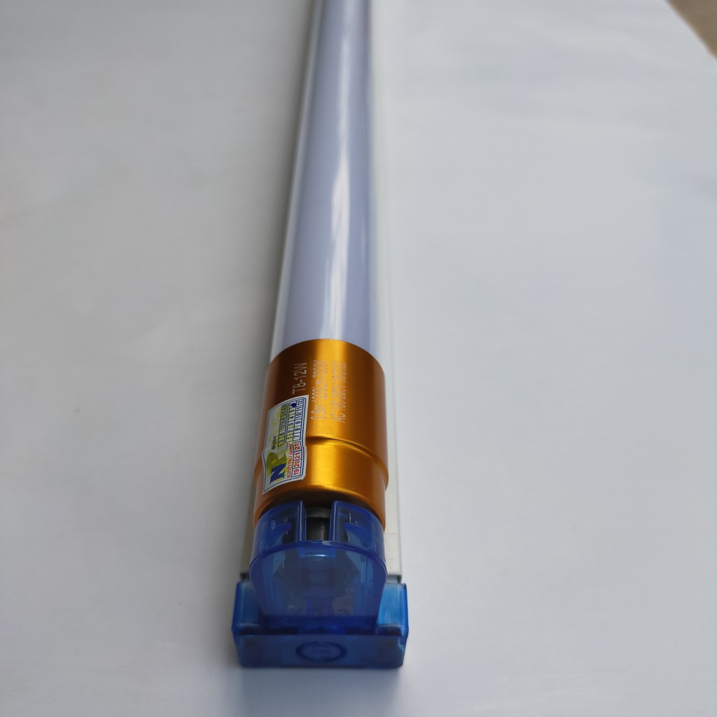 Bộ Bóng Tuýp LED T8 0.6m 12w Siêu Sáng Bóng Đầu Nhôm Tản Nhiệt Rất Tốt