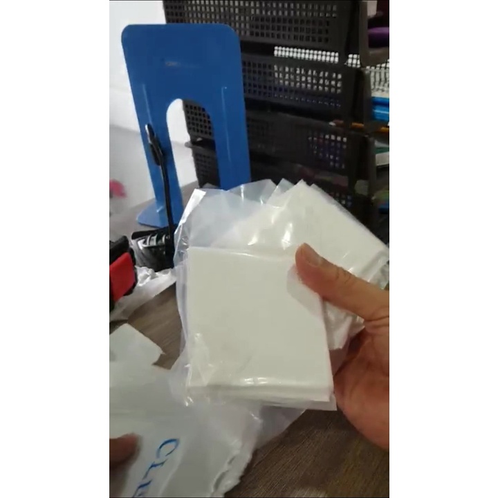 Bộ 200 miếng khăn lau sạch cho điện thoại, màn hình, đồ điện tử - Hồ Phạm