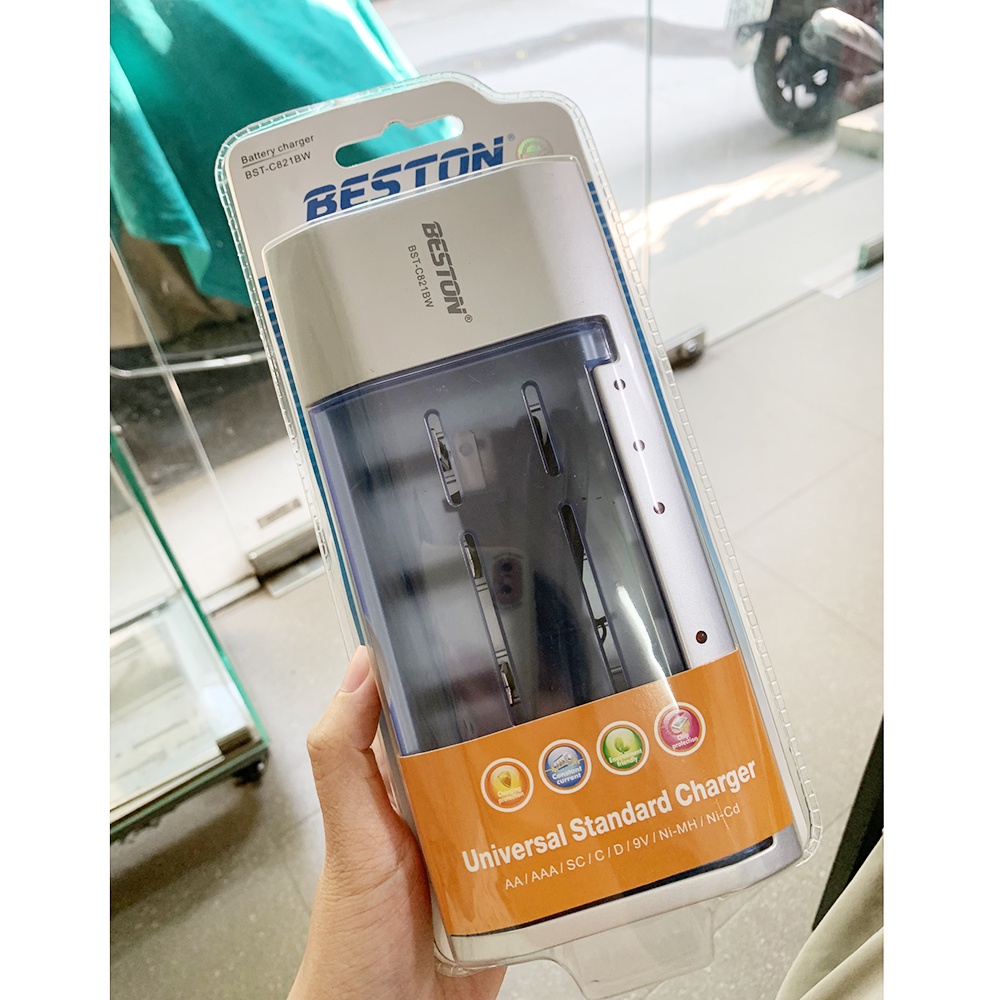 Máy Sạc Pin Beston BST C821BW ( Sạc Pin AA/ AAA/ C/ D/ 9V ) chính hãng