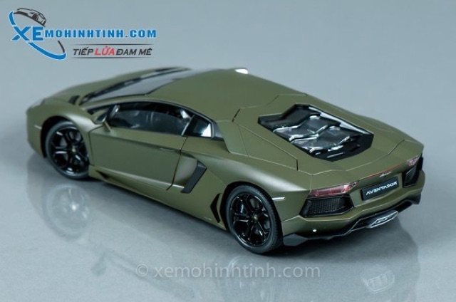 Xe Mô Hình Lamborghini Aventador Lp700 1:18 Welly-Fx (Xanh Rêu)