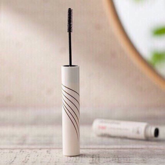 Mascara siêu mảnh và dài cong Innisfree Hàn Quốc mẩu 2019