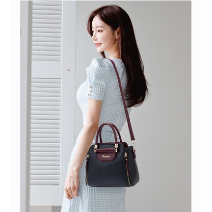 Túi Xách Đeo Chéo Họa Tiết Hoa Phong Cách Cổ Điển Thời Trang Cho Nữ