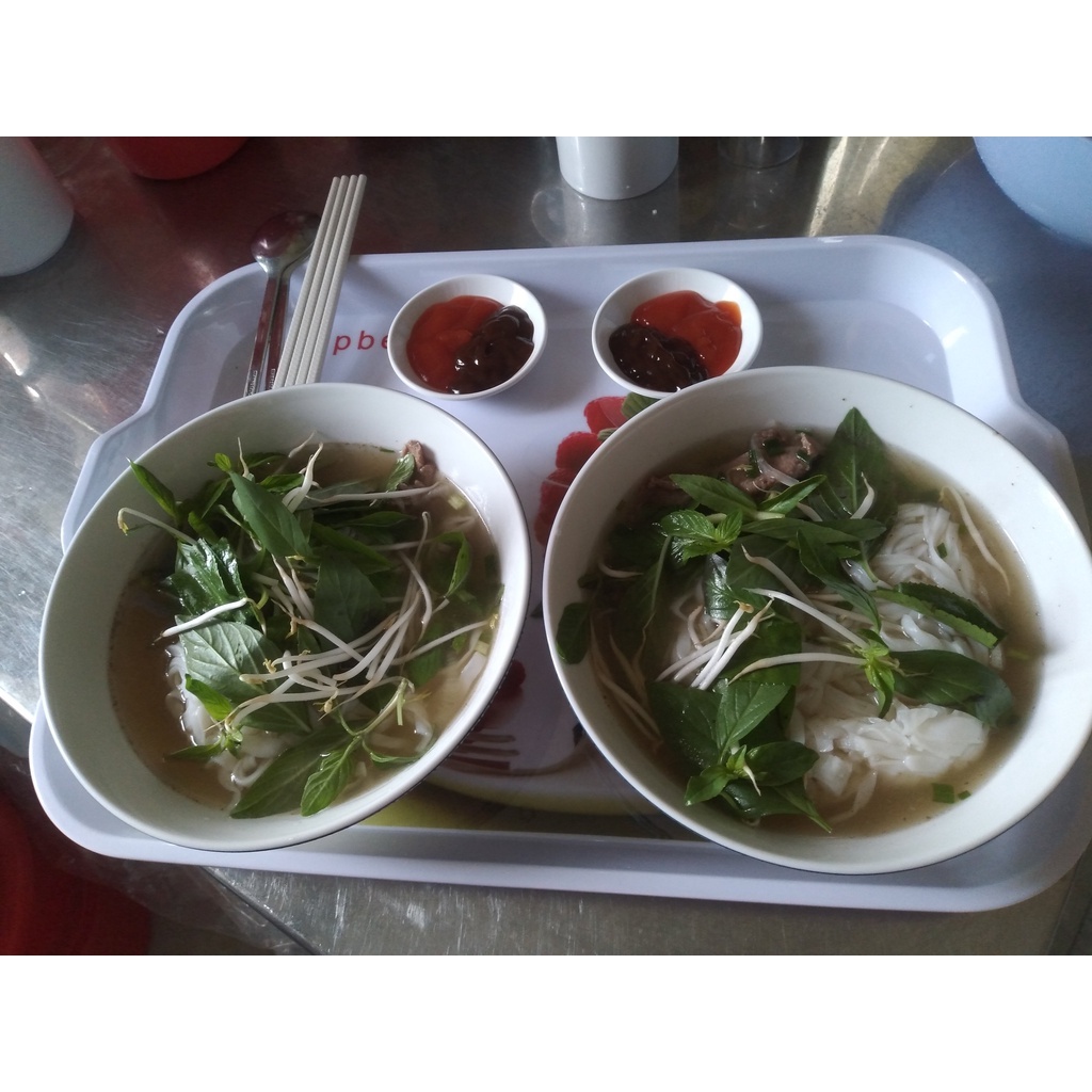 Khay,mâm cơm chữ nhật nhựa Melamine có quai cầm Size 44cm