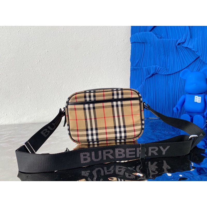 Túi đeo chéo BURBERRY cao cấp 2021