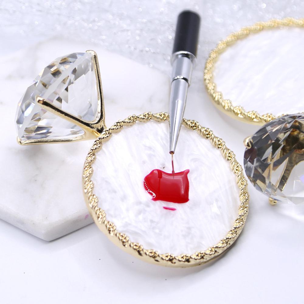 Bảng Nhựa Trưng Bày Móng Tay DYRUIDOJ|Kệ Trưng Bày Lọ Sơn Móng Tay Hình Trái Tim Bằng Mã Não