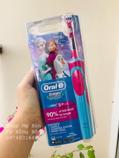 Bàn Chải Đánh Răng Điện Oral-B