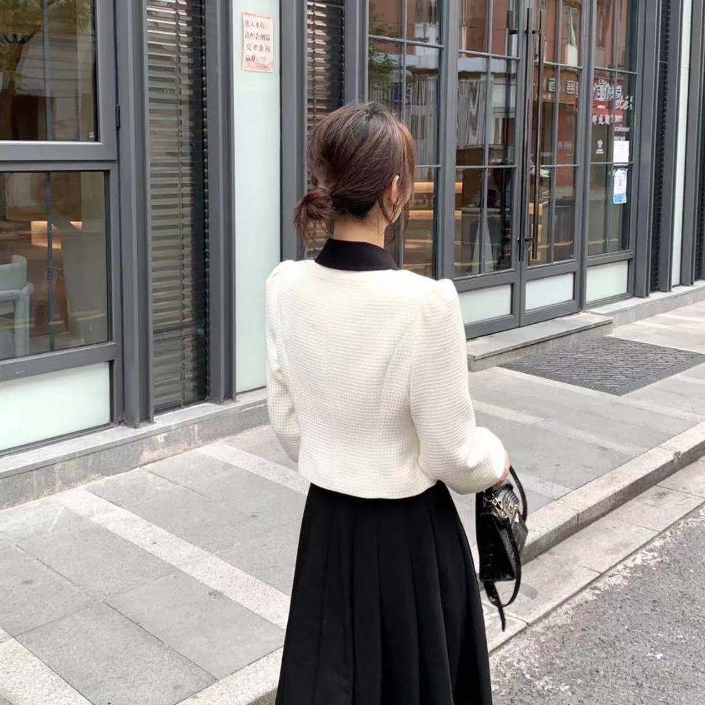 Set áo khoác + chân váy thời trang nữ tính | BigBuy360 - bigbuy360.vn