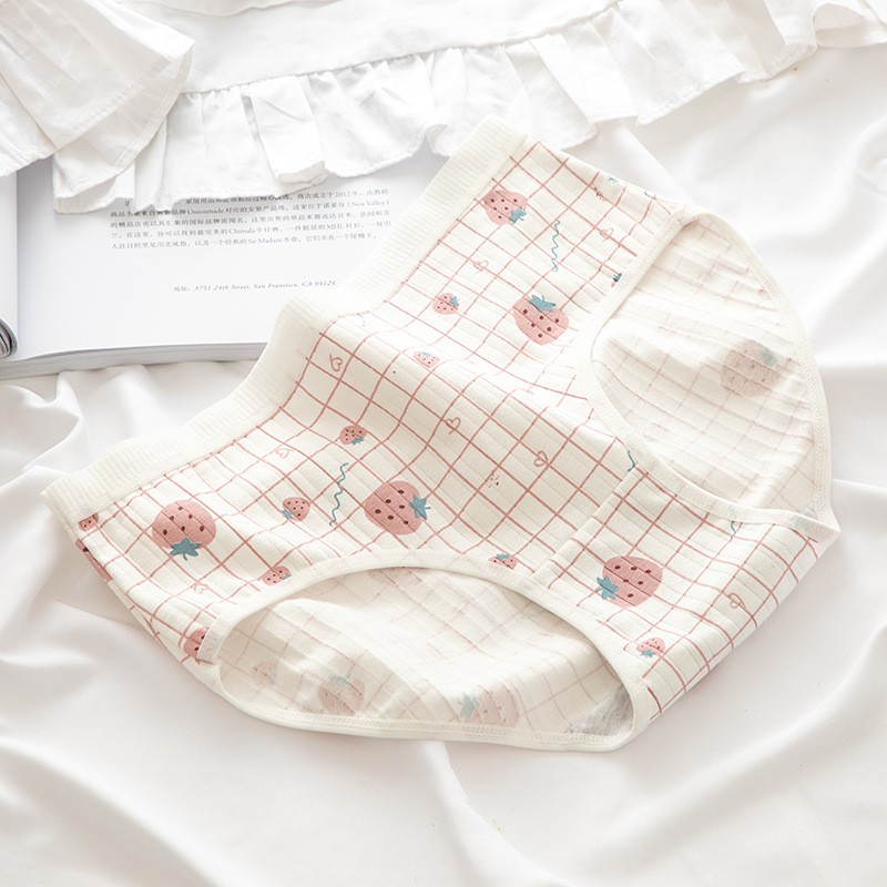 Quần lót cotton nữ hoạ tiết dâu cute dễ thương QL02