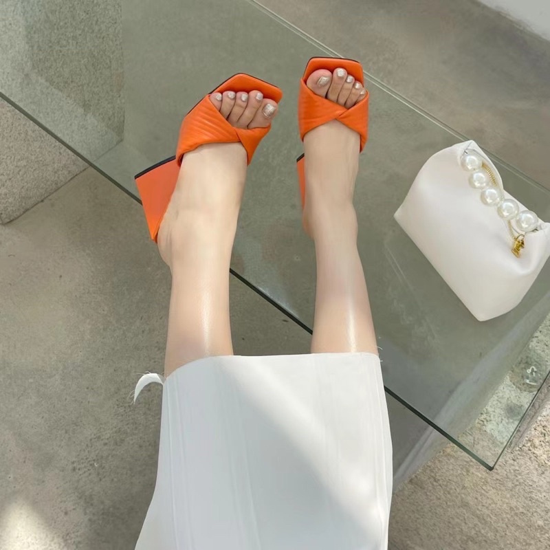 Guốc Gót Vát 2 Màu Đen Cam Full Size 35-39