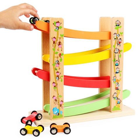 Cầu trượt ô tô 4 tầng, vách xe rượt đuổi cho bé