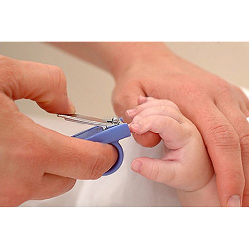 Dụng cụ bấm móng tay cho bé bằng nhựa và hợp kim cao cấp kuku ku3022a
