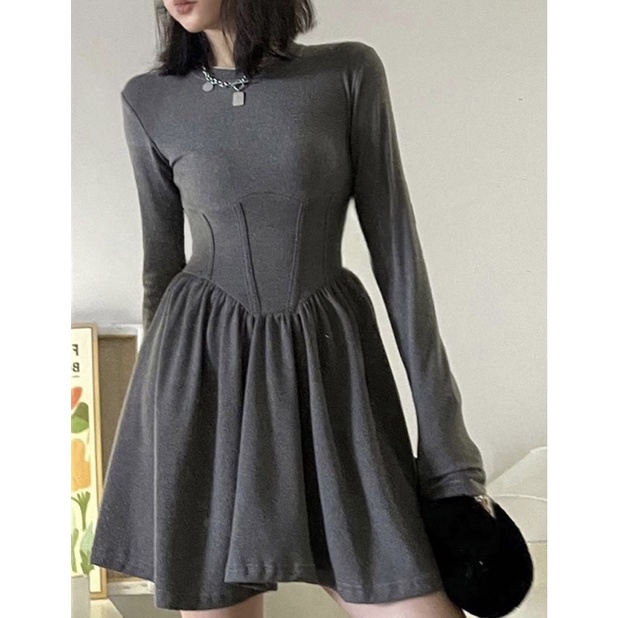 Đầm ôm dáng xoè Ulzzang