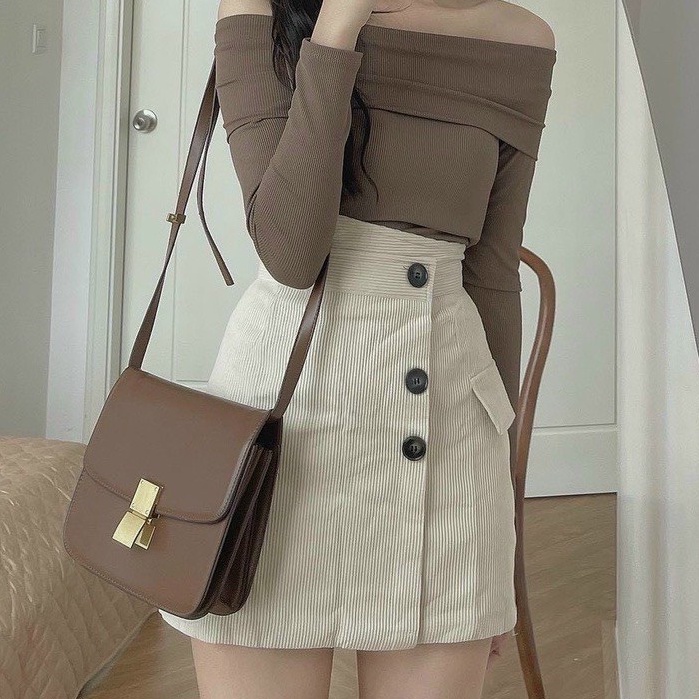 Chân váy nhung tăm mềm mịn/ Chân váy ngắn dáng chữ A cạp cao vạt lệch chất liệu nhung tăm | BigBuy360 - bigbuy360.vn