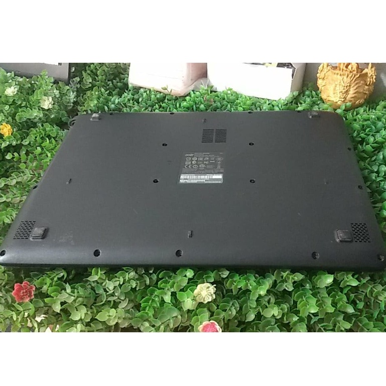 Thay vỏ laptop acer es1 - 512 model : ms2394