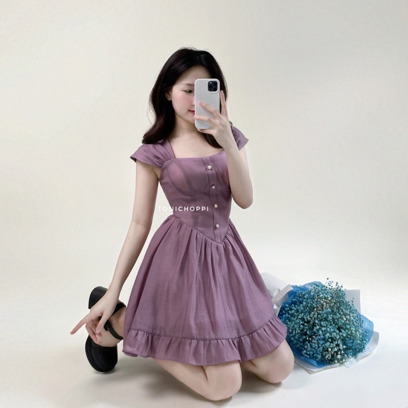 Đầm nhấn eo xoè tầng màu tím mauve tôn da - Toni Choppi