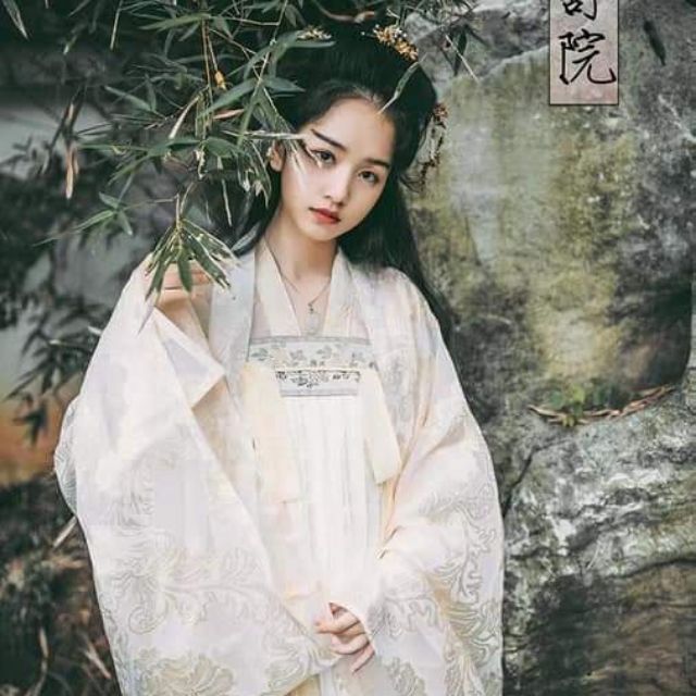 Hán phục Vinh cơ