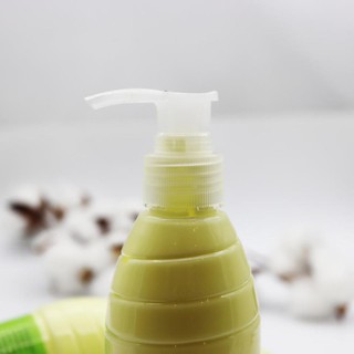 Kem làm mềm da nail