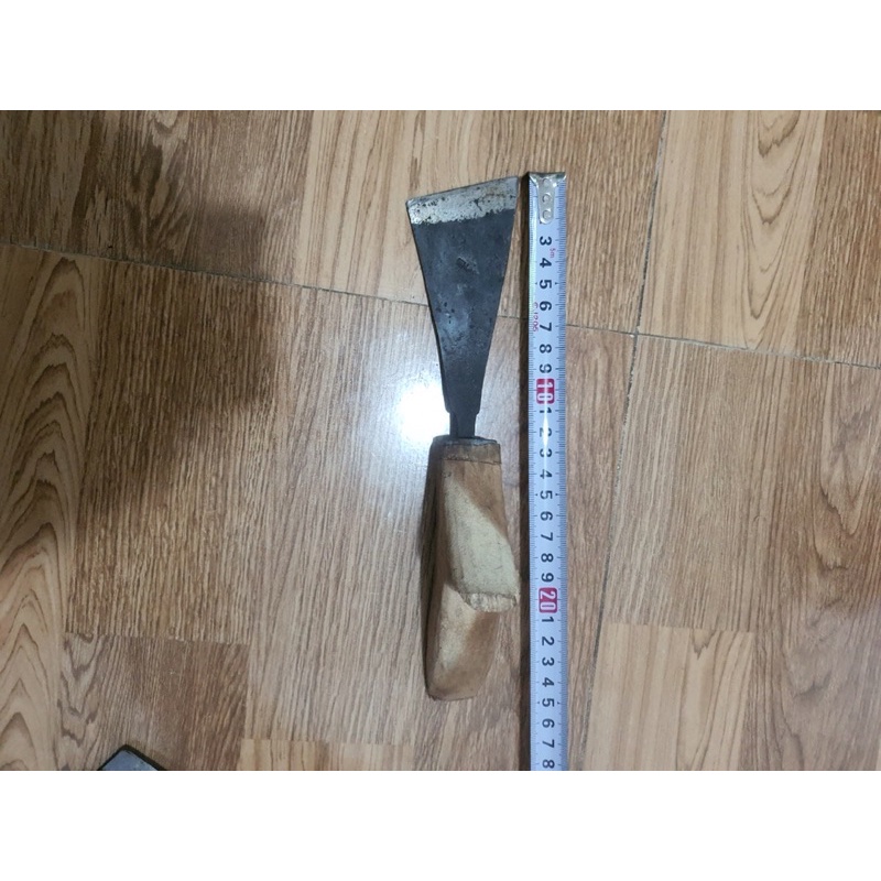 Chét làm cỏ vườn loại  trung bình