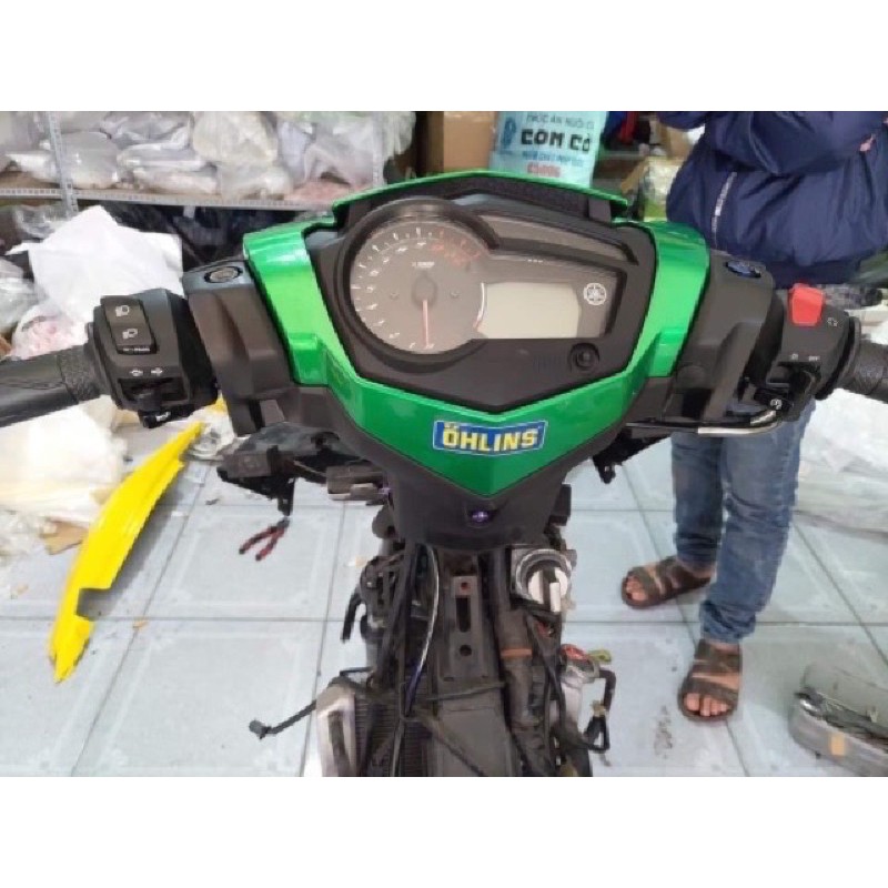 Cùm công tắt exciter 2019 + nhựa chế đầu và zắt chuyển đo