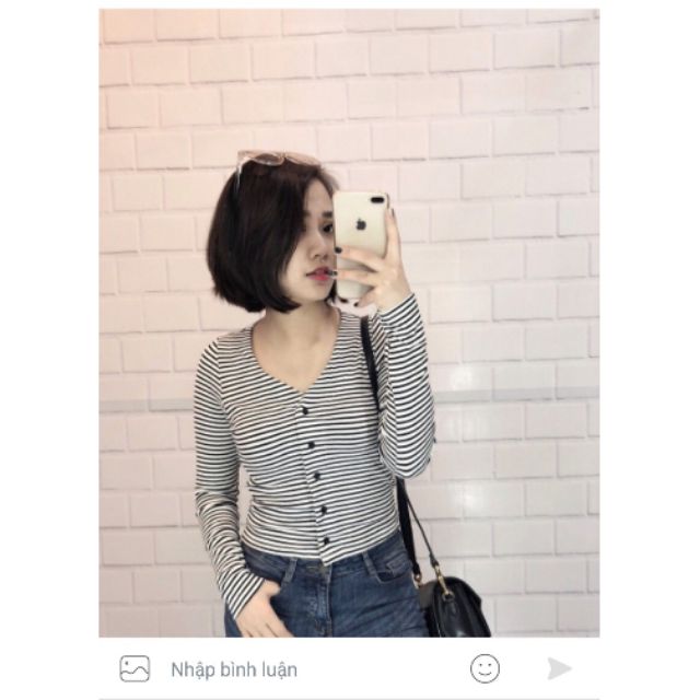 Áo pull Vic cổ tim
