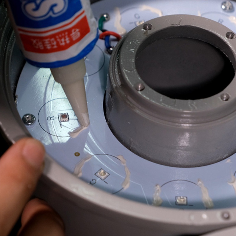 Hợp Chất Làm Mát Epoxy Siêu Dính Bằng Silicone