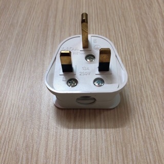 Phích cắm 3 chân Tiêu chuẩn Châu Âu