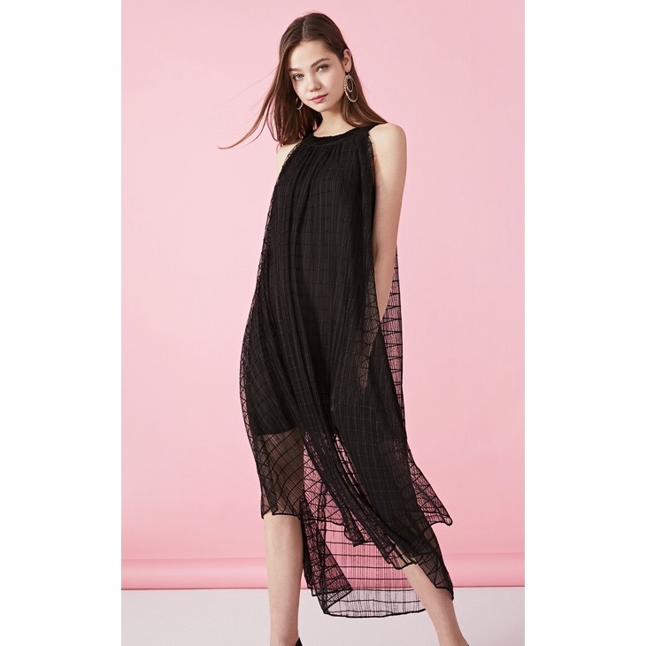 Váy Yếm Thêu 3D | UnI 4Life