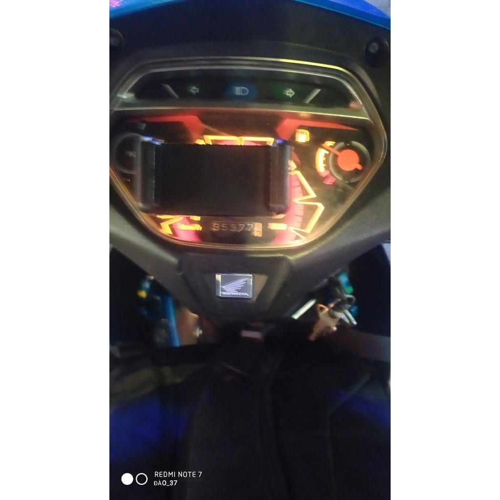 Kẹp điện thoại gắn mặt đồng hồ keo 3M siêu chắc | BigBuy360 - bigbuy360.vn