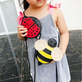 TÚI ĐEO CHÉO HÌNH CON VẬT CHO BÉ ( CON ONG, CON ỐC SÊN, CON BỌ ĐỎ, GẤU ĐỎ)
