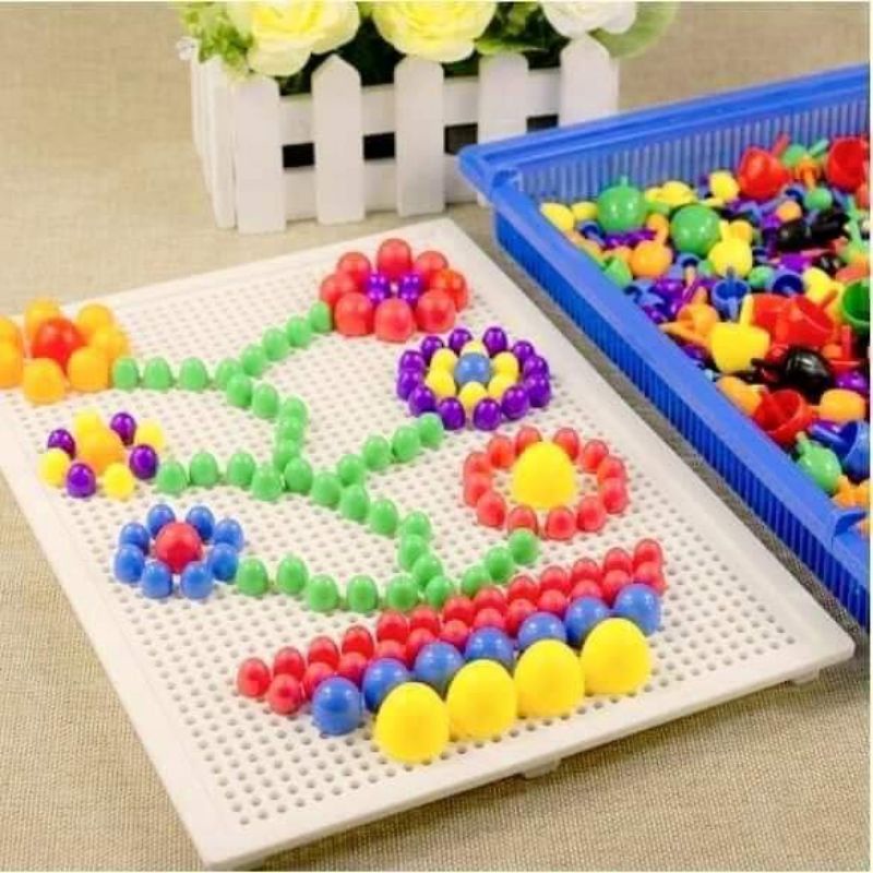 Đồ chơi cắm nấm